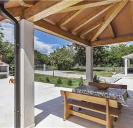 6 bedroom villa with pool near Labin, Istria, sleeps 12